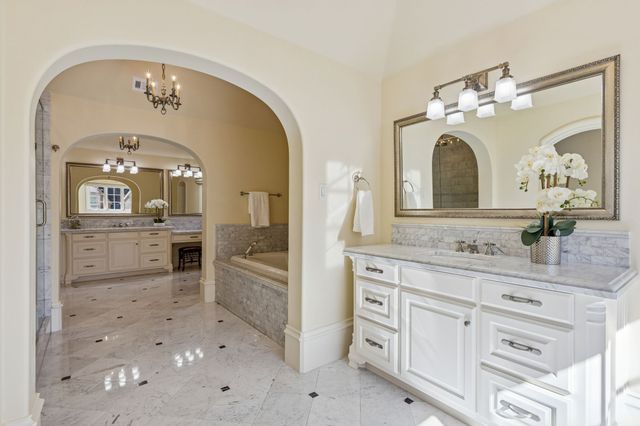 4305 Arcady Avenue, Highland Park, TX 75205