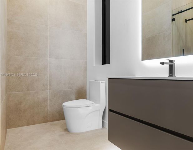 2823 SW 23rd Ter, Miami, FL 33145