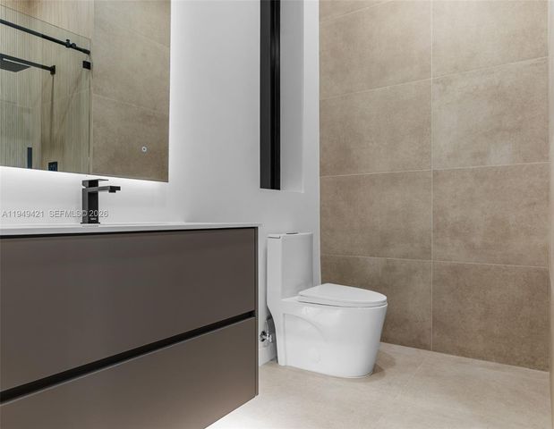 2823 SW 23rd Ter, Miami, FL 33145