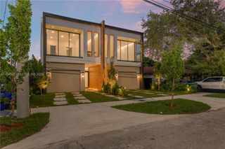 2823 SW 23rd Ter, Miami, FL 33145