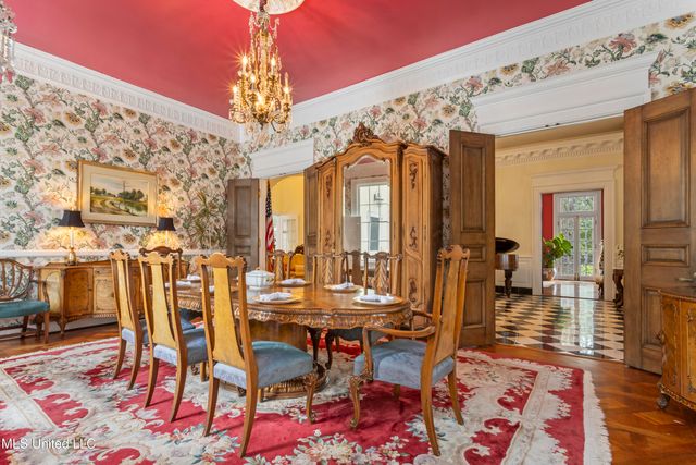 923 E Scenic Drive, Pass Christian, MS 39571