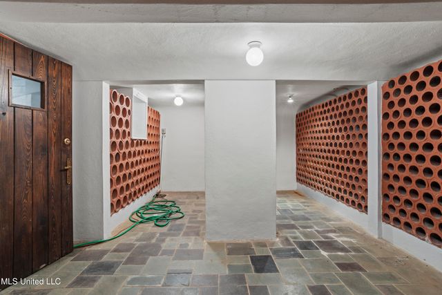 923 E Scenic Drive, Pass Christian, MS 39571