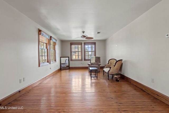 923 E Scenic Drive, Pass Christian, MS 39571