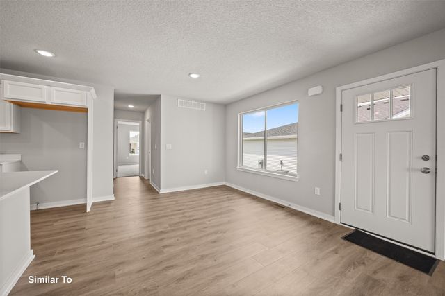 1540 Foxtail Drive SE, Altoona, IA 50009