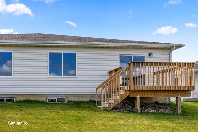 1540 Foxtail Drive SE, Altoona, IA 50009