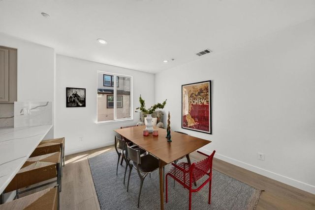 806 Font Terrace, San Jose, CA 95126