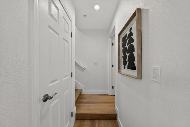 806 Font Terrace, San Jose, CA 95126
