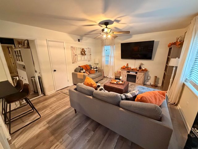 7204 L Street, Little Rock, AR 72027