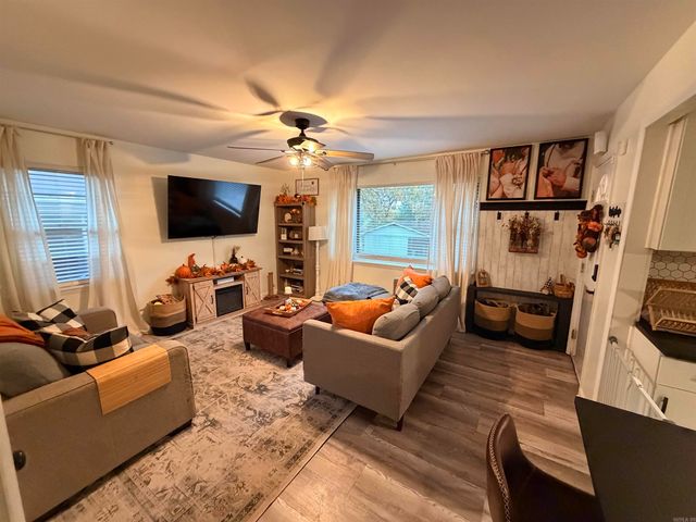 7204 L Street, Little Rock, AR 72027