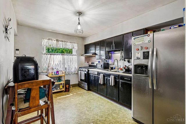3419 Ferncroft Drive, Cincinnati, OH 45211