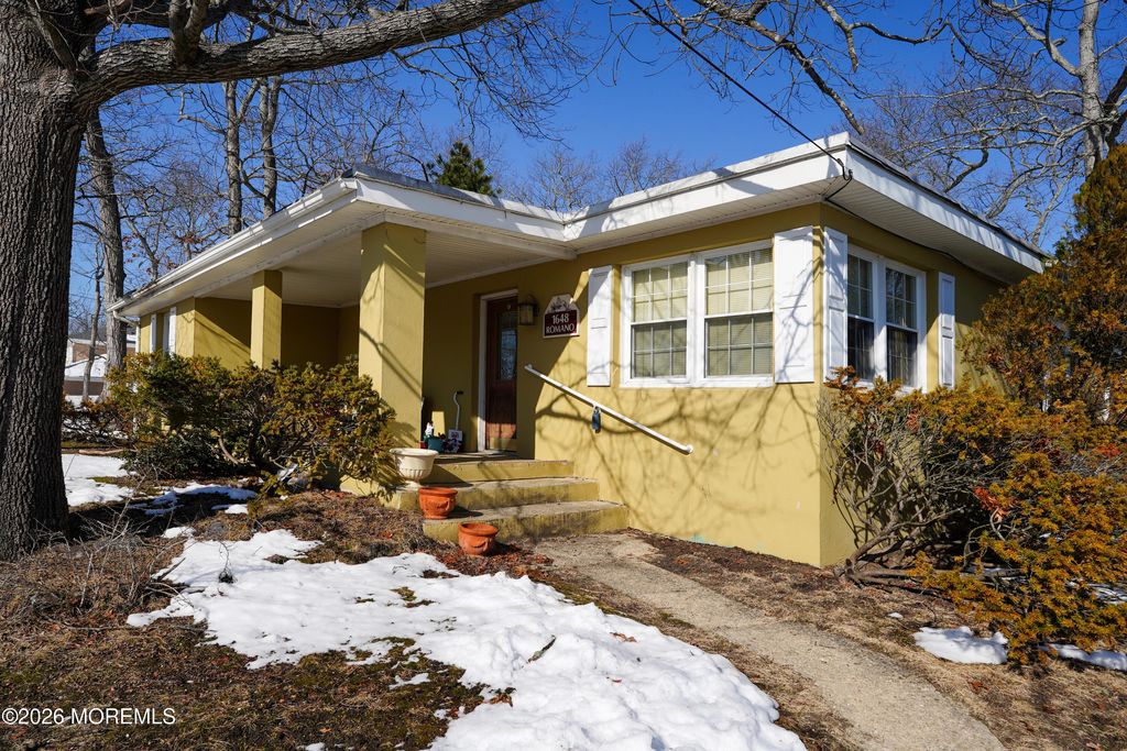1648 Harvard Avenue, Brick, NJ 08724
