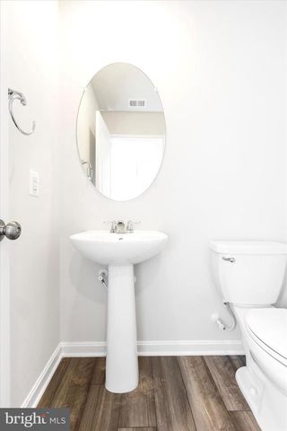 86 EXTROVERT DR, Charles Town, WV 25414