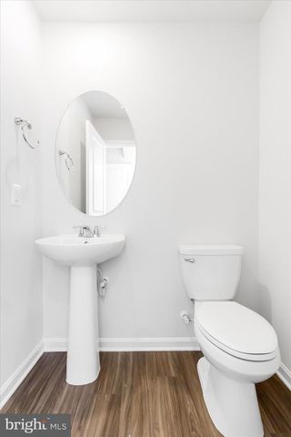 86 EXTROVERT DR, Charles Town, WV 25414