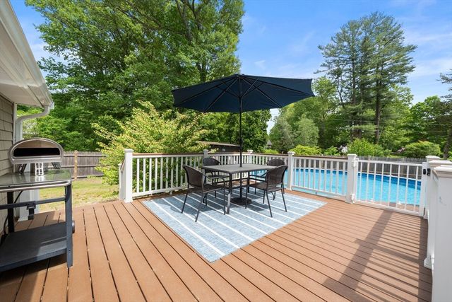 11 Autumn Lane, Attleboro, MA 02703
