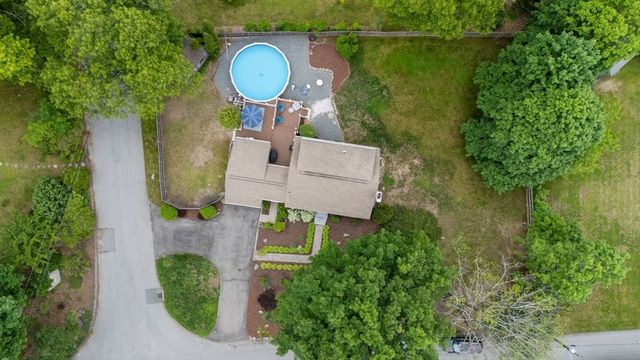 11 Autumn Lane, Attleboro, MA 02703