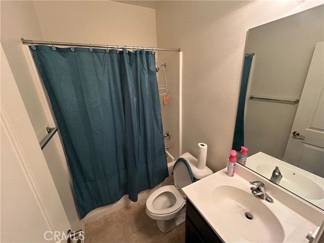 772 St. Alban, San Jacinto, CA 92583