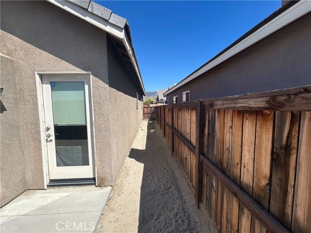 772 St. Alban, San Jacinto, CA 92583