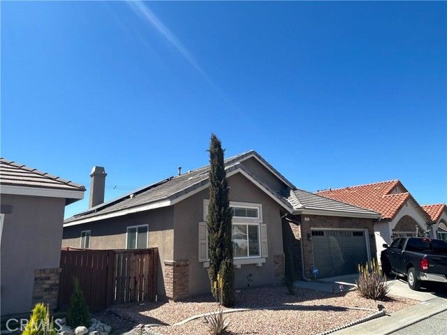 772 St. Alban, San Jacinto, CA 92583