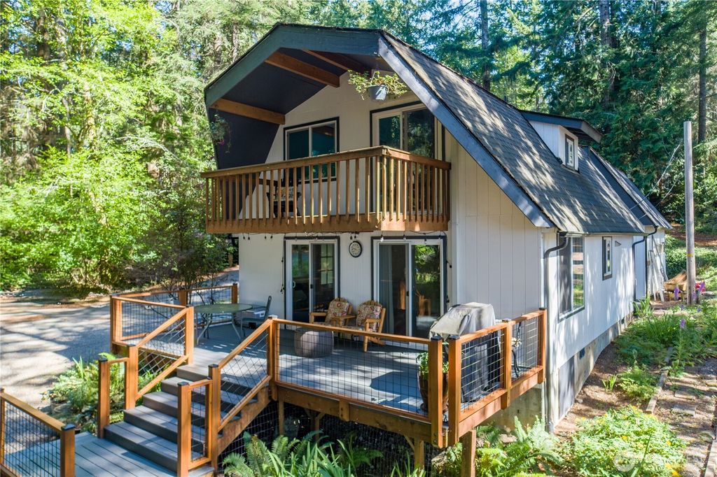 110 E Way to Tipperary Street, Shelton, WA 98584