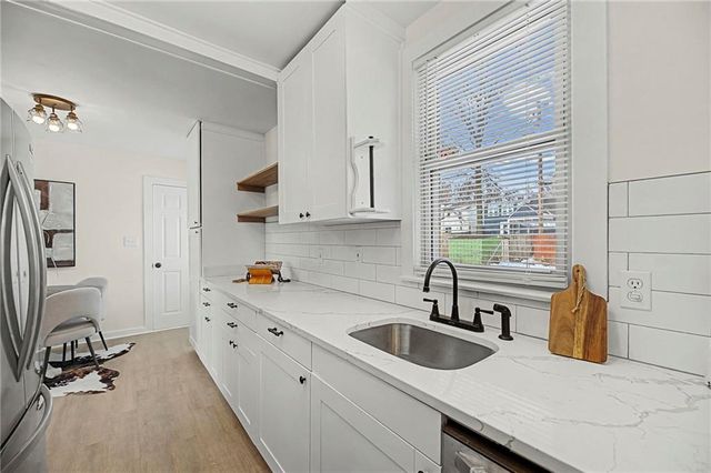 5312 W 58th Street, Roeland Park, KS 66205