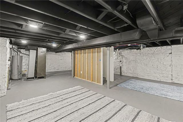 5312 W 58th Street, Roeland Park, KS 66205