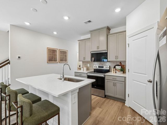 3141 Ophelia Alley, Charlotte, NC 28213