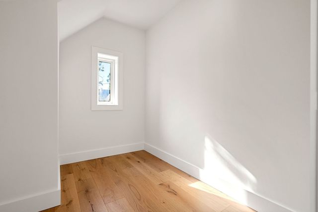 12 Elm Street 12, Newton, MA 02465