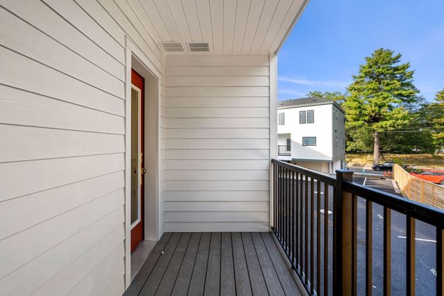 12 Elm Street 12, Newton, MA 02465