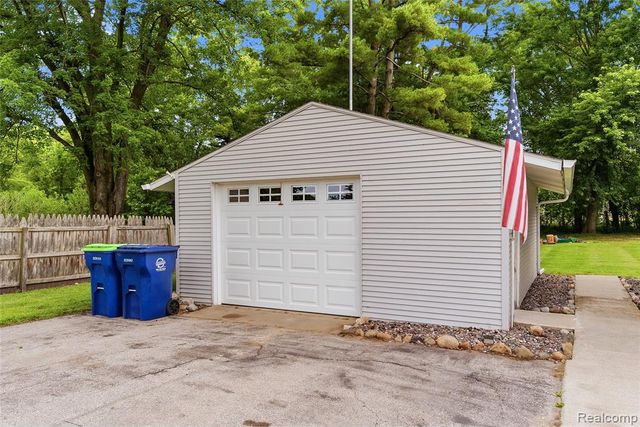1843 Curtis Road, Birch Run, MI 48415
