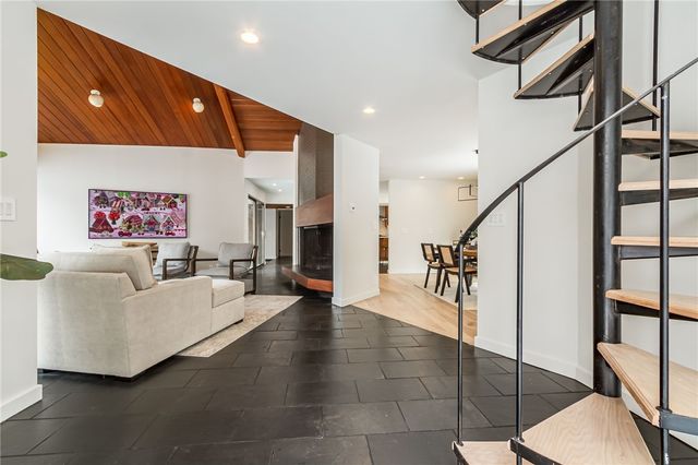 103 Harvest Road, Perinton, NY 14450