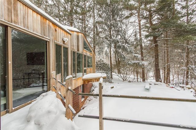 103 Harvest Road, Perinton, NY 14450