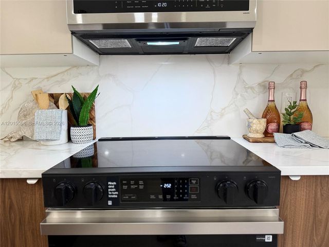7718 La Mirada Drive 7718, Boca Raton, FL 33433