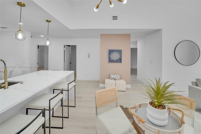 7718 La Mirada Drive 7718, Boca Raton, FL 33433