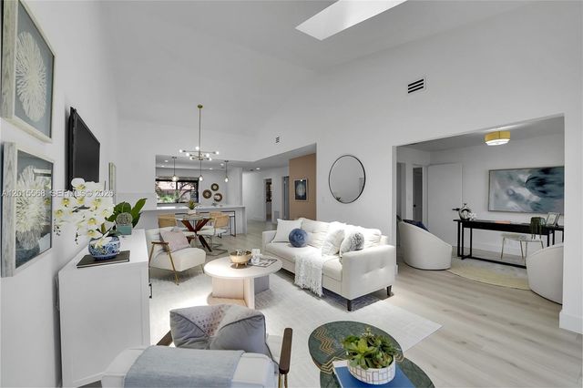 7718 La Mirada Drive 7718, Boca Raton, FL 33433