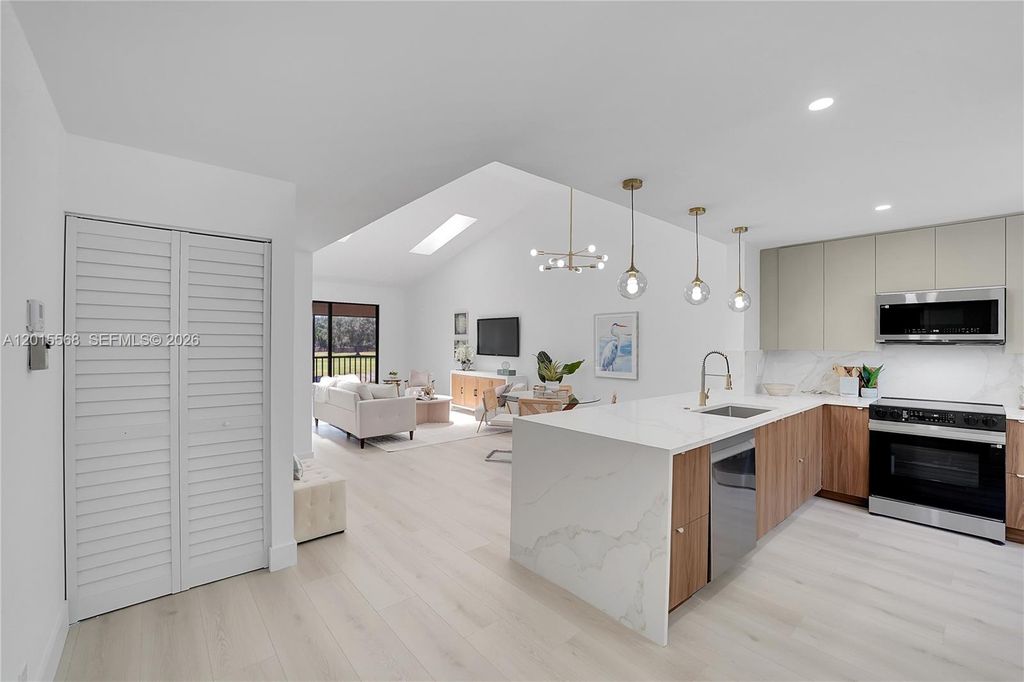 7718 La Mirada Drive 7718, Boca Raton, FL 33433