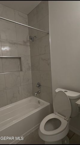 416 Josefa Cerezerez Street, Vinton, TX 79821