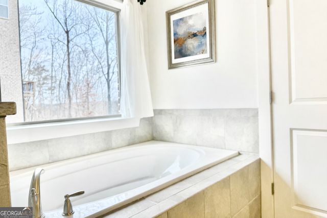 4222 Mulberry Pass Drive, Hoschton, GA 30548