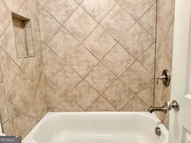 4222 Mulberry Pass Drive, Hoschton, GA 30548