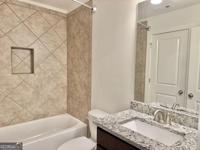 4222 Mulberry Pass Drive, Hoschton, GA 30548