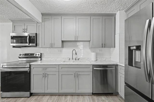 615 Lafayette TER, Newport News, VA 23605