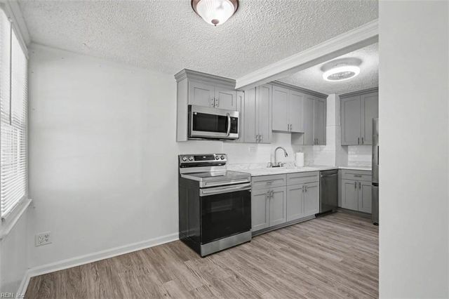 615 Lafayette TER, Newport News, VA 23605