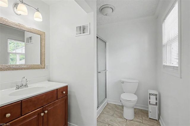 615 Lafayette TER, Newport News, VA 23605