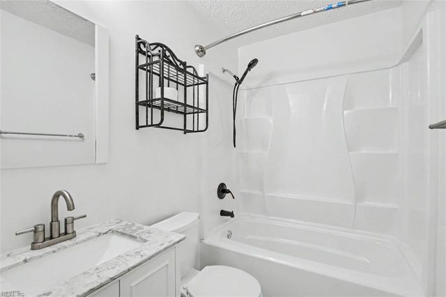 615 Lafayette TER, Newport News, VA 23605