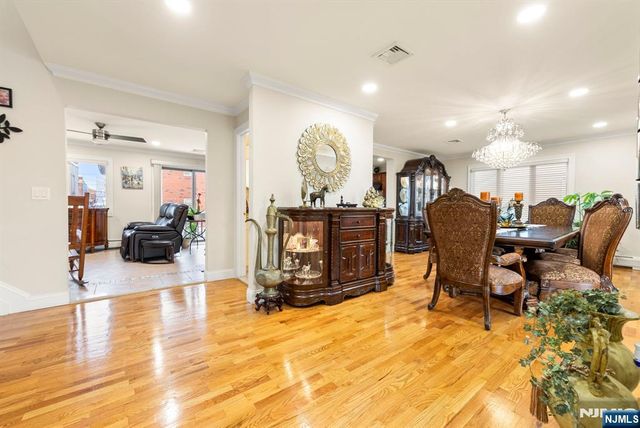 385A Roosevelt, Fairview, NJ 07022