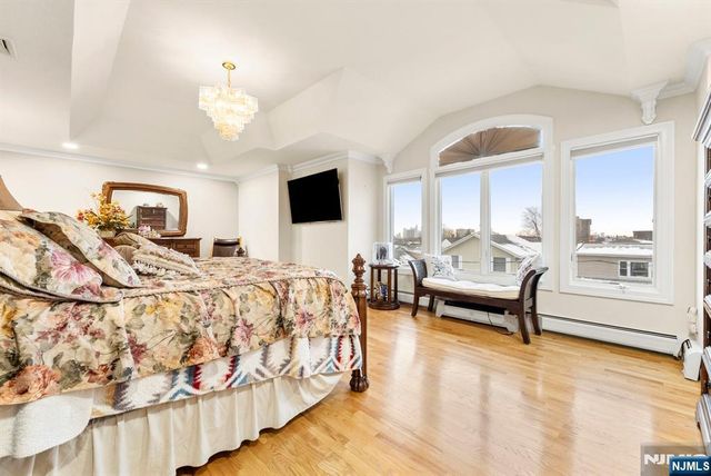 385A Roosevelt, Fairview, NJ 07022