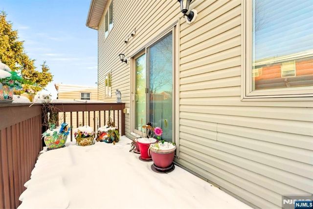 385A Roosevelt, Fairview, NJ 07022