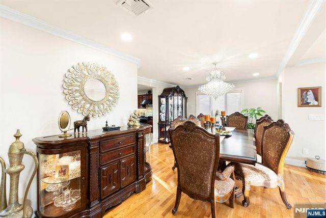 385A Roosevelt, Fairview, NJ 07022