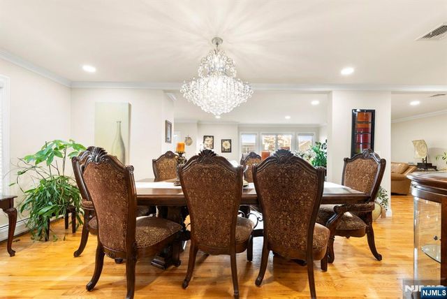 385A Roosevelt, Fairview, NJ 07022