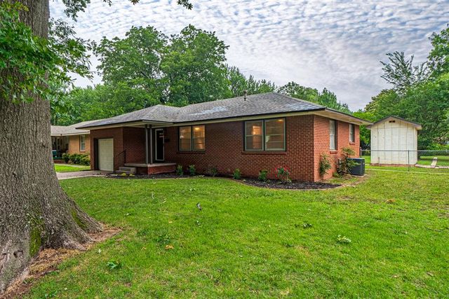 1215 Caddell Lane, Norman, OK 73069