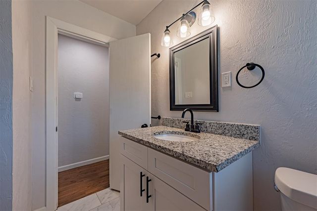 1215 Caddell Lane, Norman, OK 73069